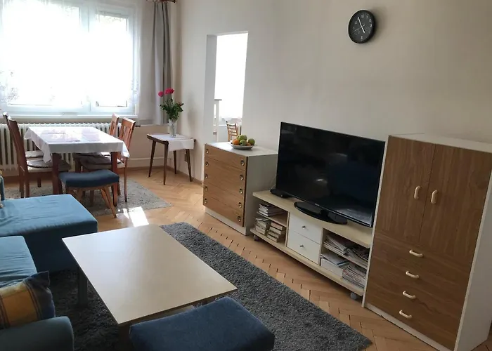 Sunny Appartment By The River